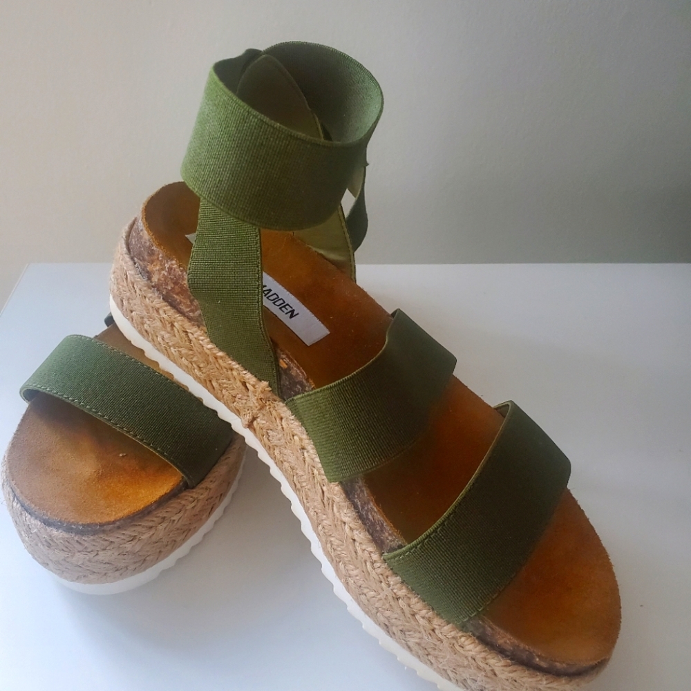 Steve Madden Kimmie Wedge Sandals, Size 7